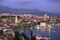 Это второй по величине город Хорватии, Сплит расположен на полуострове